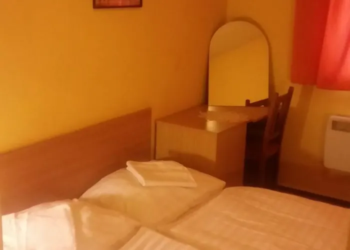 Kis-duna & モーテル